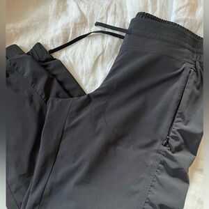 Athleta Capri Jogger